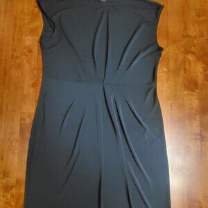 Talbots ~ Sz L ~ Pleated Front Dress ~ Excellent Condition